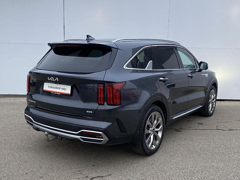 Kia Sorento 2.2 CRDI 142 kW - fotka 2 z 30