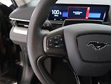 Ford Mustang Mach-E (2021) Standard Range RWD, SoH 95% - náhled 26