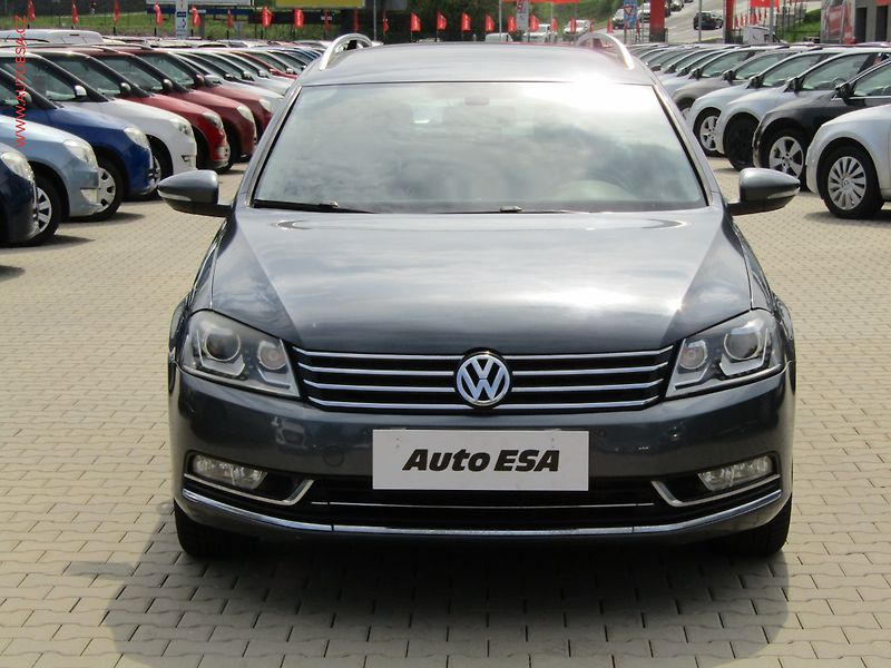 Volkswagen Passat (2011) 1.4TSi, DSG, park.čidla - fotka 2 z 20