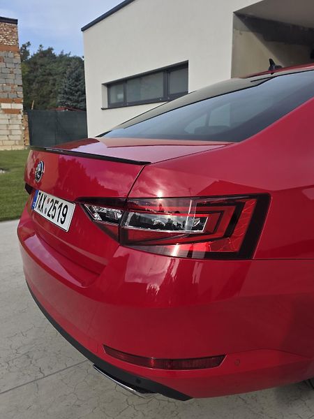 Škoda Superb (2018) L&K DSG | DCC | Odpočet - fotka 8 z 18