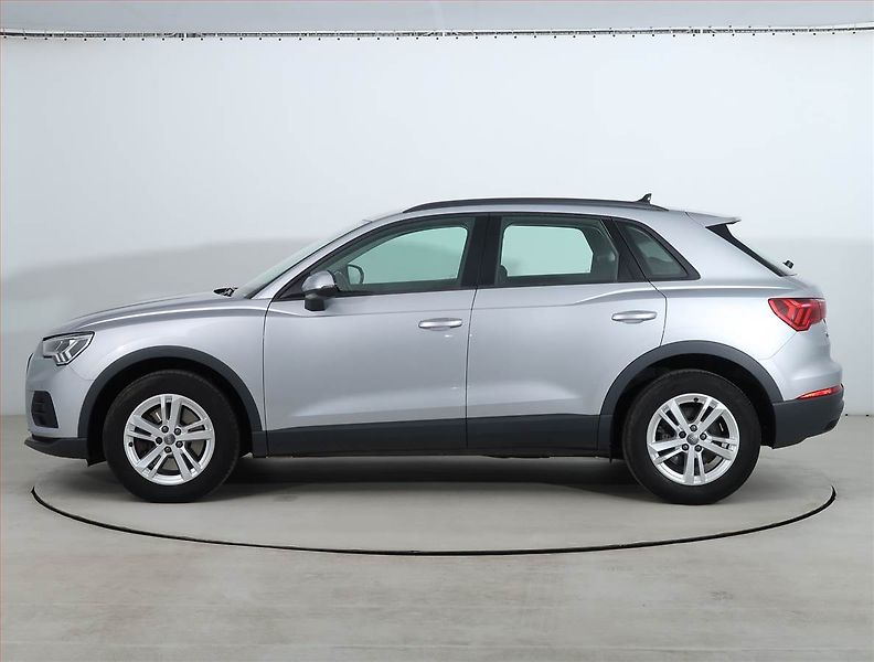 Audi Q3 (2019) 40 TFSI - fotka 3 z 25