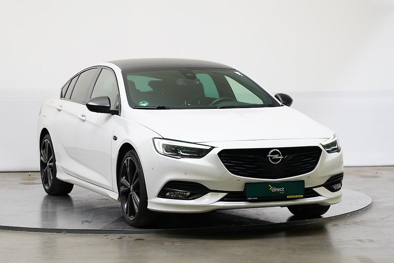 Opel Insignia - fotka 8 z 29