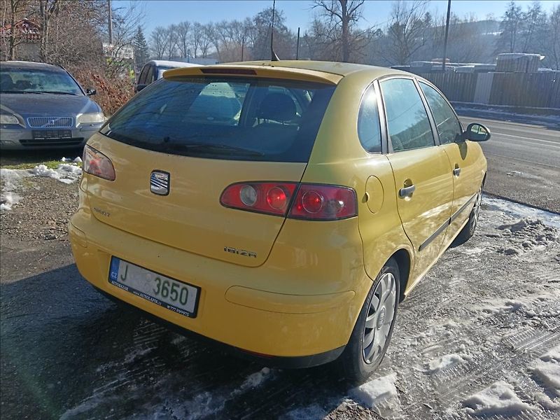Seat Ibiza 1,4 i Arena - fotka 10 z 19