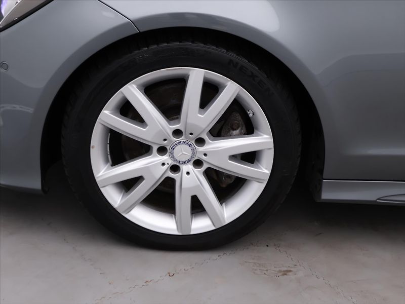 Mercedes-Benz CLS 3,0 350d 190kW 4Matic CZ DPH - fotka 21 z 28