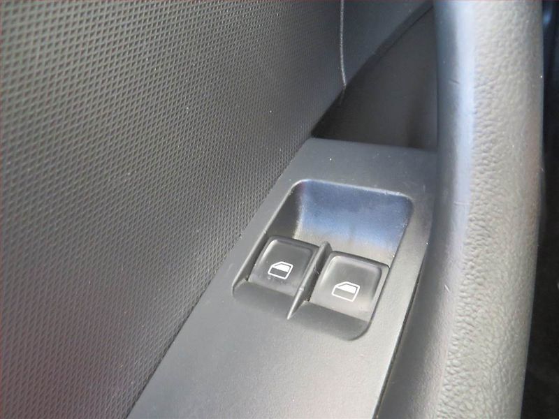 Škoda Rapid (2013) 1.2 TSI, Serv.kniha, Tempomat - fotka 15 z 15