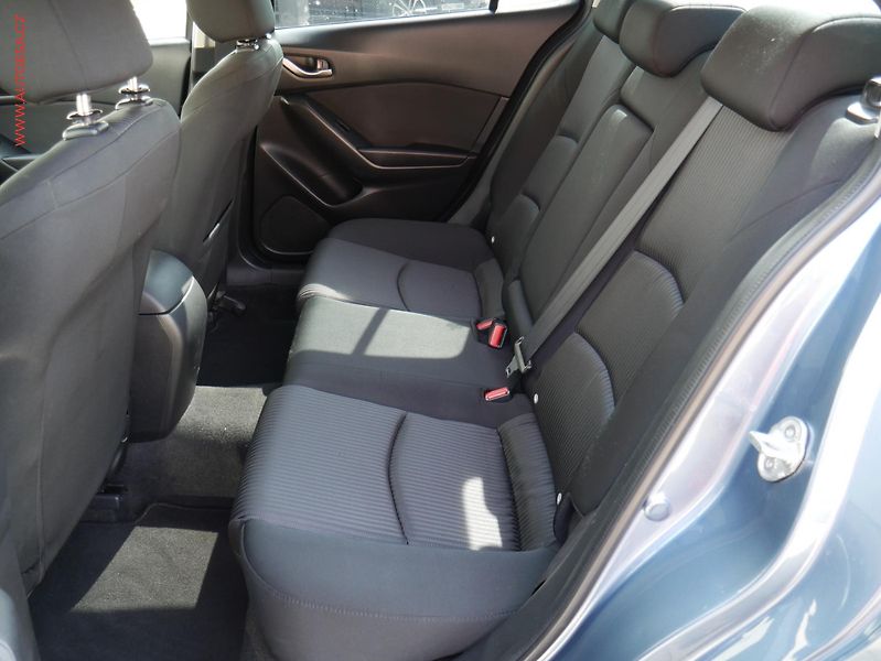 Mazda 3 (2014) 2.0 SKY ACTIV, ČR, Navi - fotka 10 z 20