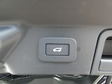 Land Rover Range Rover Velar (2026) 2,0 S D200 - náhled 39