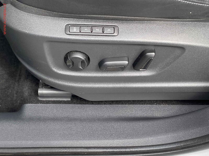 Škoda Kodiaq (2020) 2.0tsi 4x4, servis.kniha, AT - fotka 12 z 20