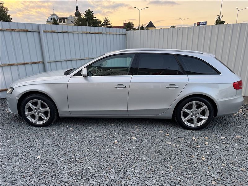 Audi A4 2,0 TDI 105kW AVANT - fotka 4 z 50