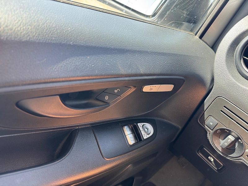 Mercedes-Benz Vito (2020) KAWA 116CDI L 120kW VÝHŘEV CZ  - fotka 11 z 11