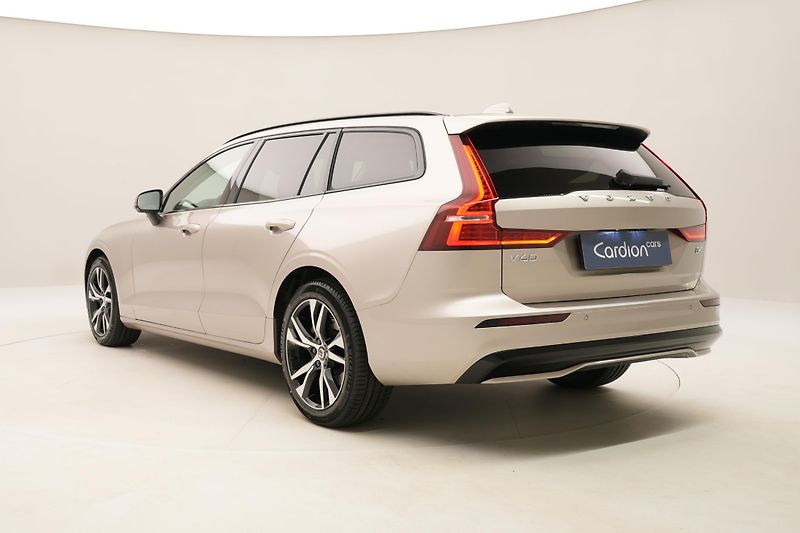 Volvo V60 (2026) B4 AUT DARK PLUS - fotka 10 z 61