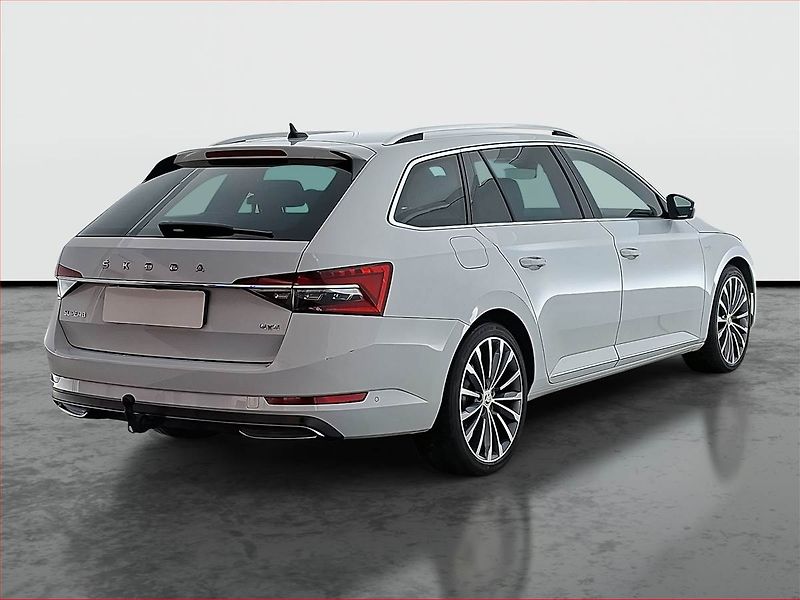 Škoda Superb (2023) 2.0 TDI - fotka 5 z 24