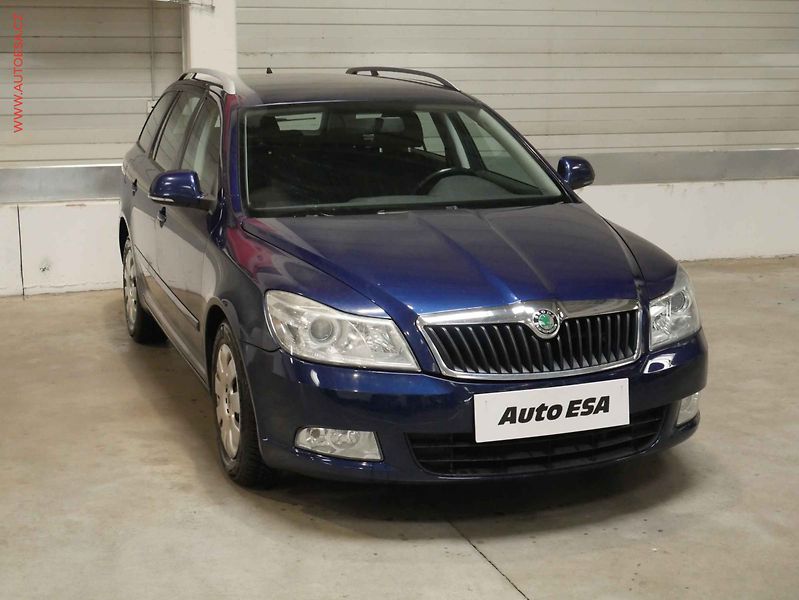 Škoda Octavia (2010) 1.6TDi, Ambiente - fotografie inzerátu