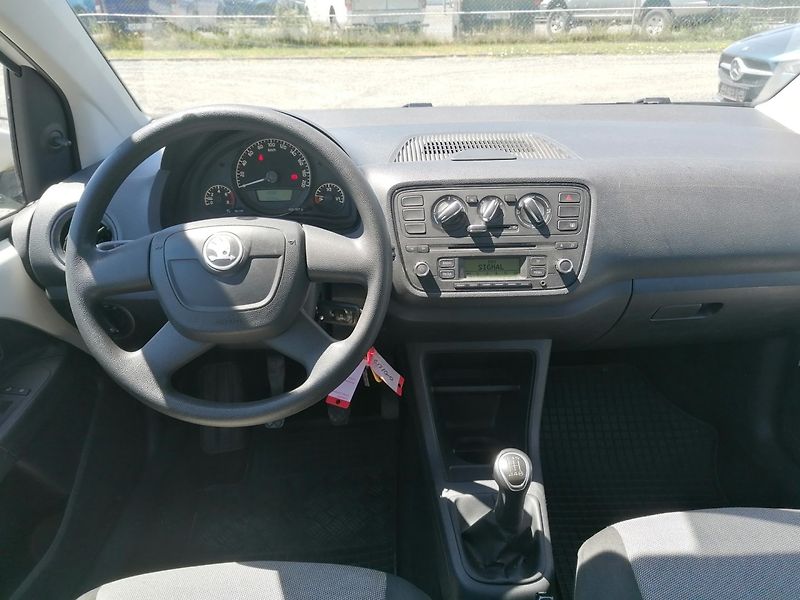 Škoda Citigo (2012) 1.0 MPi Klima - fotka 8 z 14