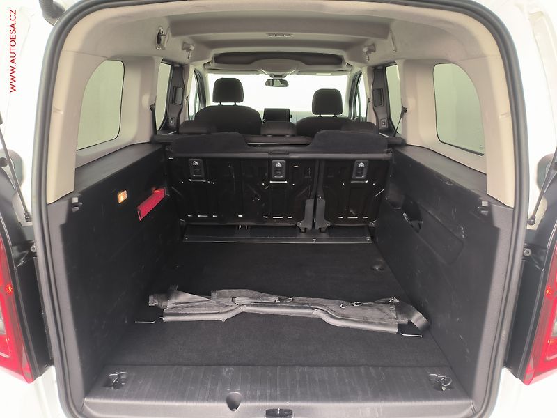 Opel Combo (2020) 1.5CDTi MAXi XL, Life, AT - fotka 7 z 24