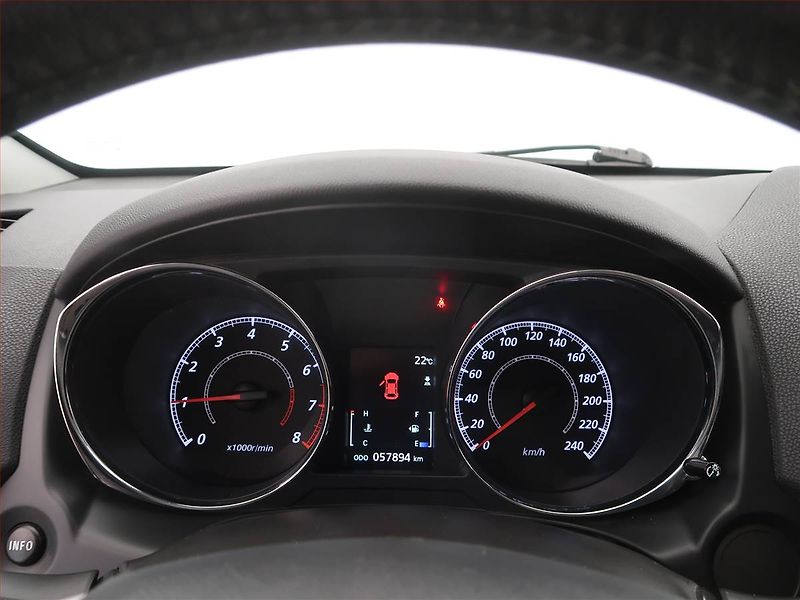 Mitsubishi ASX (2015) 1.6 MIVEC, ČR,1.maj - fotka 11 z 18