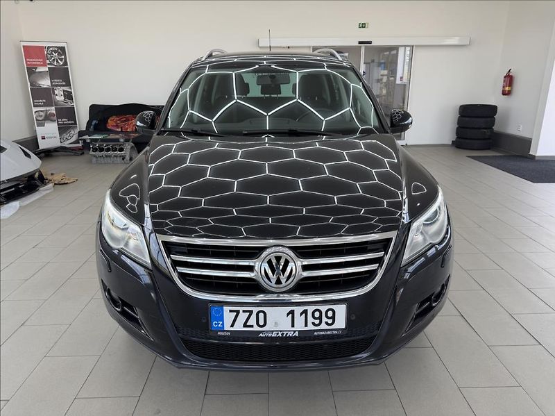 Volkswagen Tiguan 2,0 TDI,DSG 4Motion,Sport,CZ - fotka 8 z 24