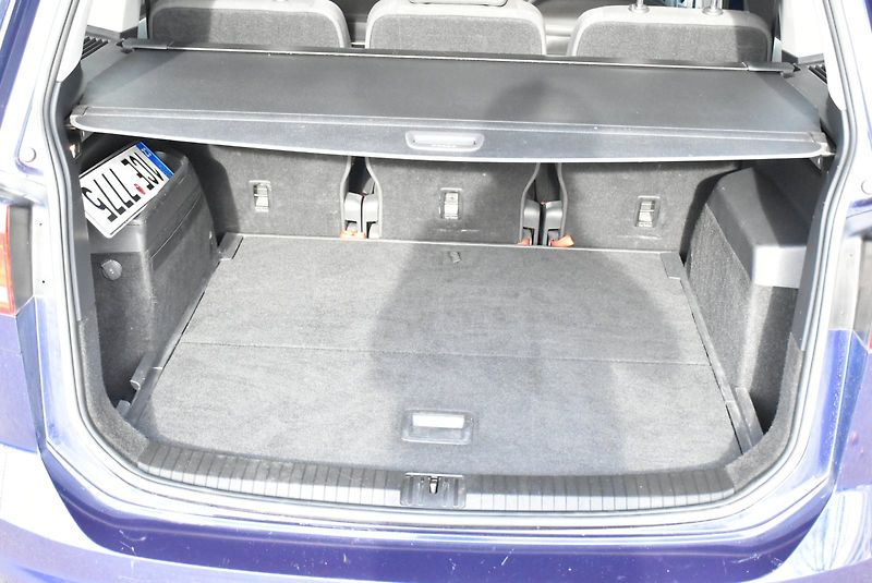 Volkswagen Touran (2016) Trendline 2.0 TDI 110kW DSG - fotka 26 z 31