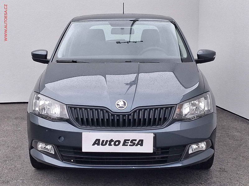 Škoda Fabia (2017) 1.0 MPi, Cool Edition - fotka 2 z 17
