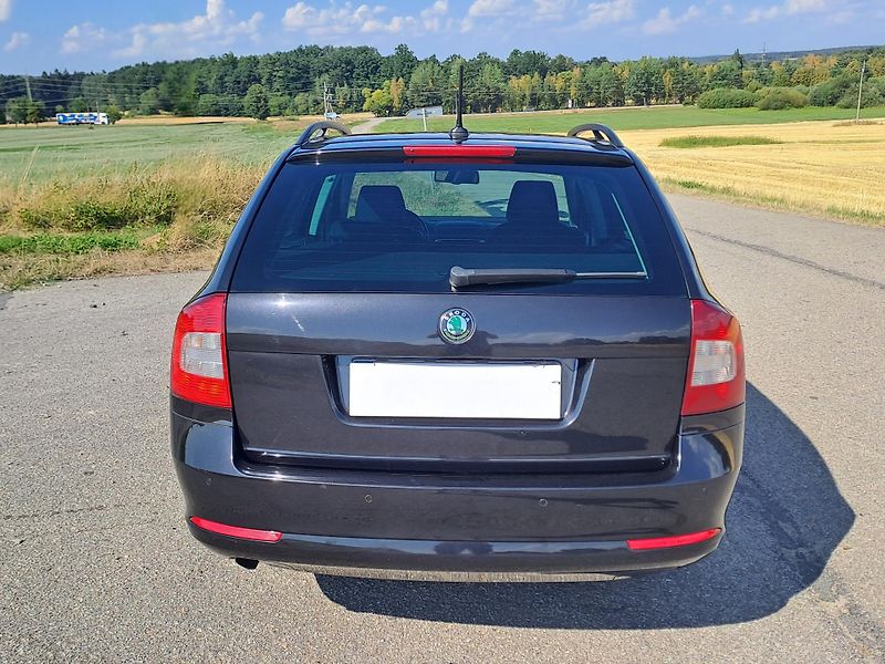 Škoda Octavia (2011) 1.6 TDi, PĚKNÝ STAV - fotka 6 z 30