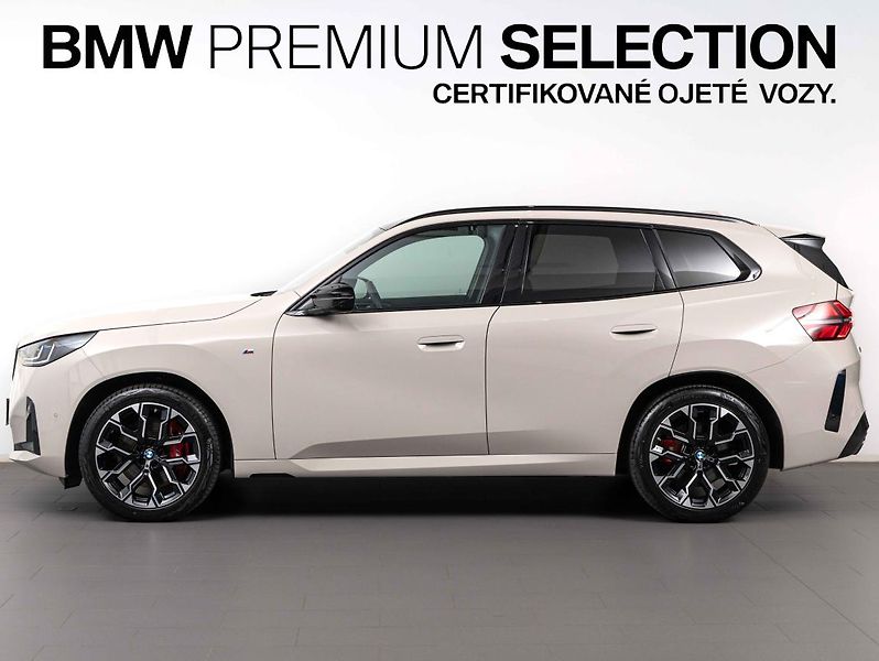 BMW X3 M50 xDrive - fotka 3 z 24