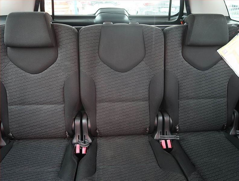 Peugeot 308 (2009) 1.6 VTi, Serv.kniha, nová STK - fotka 10 z 20