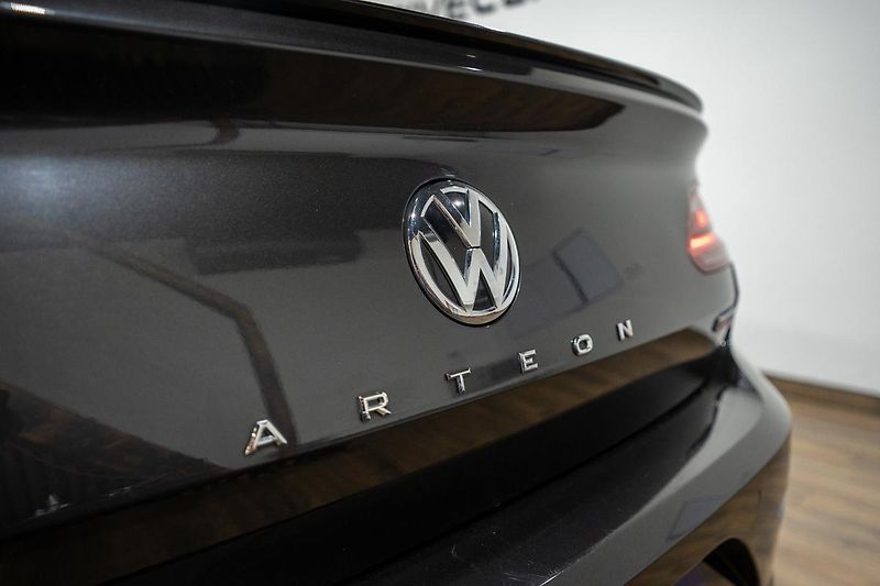 Volkswagen Arteon 2.0 TDI R-Line 140 kW - fotka 29 z 34