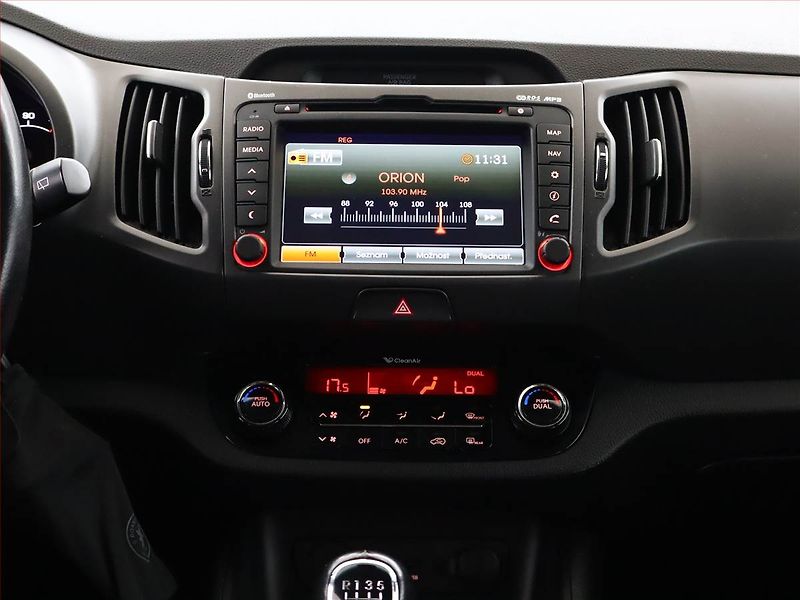 Kia Sportage (2013) 1.6 GDI - fotka 10 z 17
