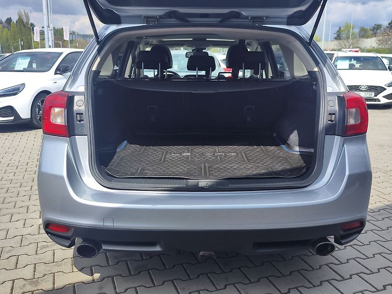 Subaru Levorg 1.6 GT-S/125kW Navi,Xenony - fotka 9 z 33