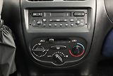 Peugeot 206 (2001) 1.4 i, po STK, jezdí výborně - náhled 11