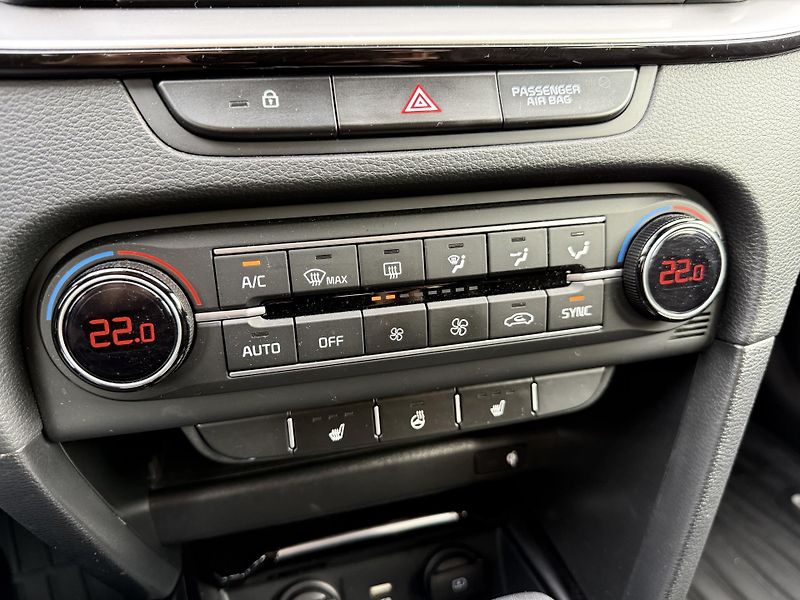 Kia XCeed 1.5 T-GDI 7DCT 117kW TOP - fotka 20 z 23