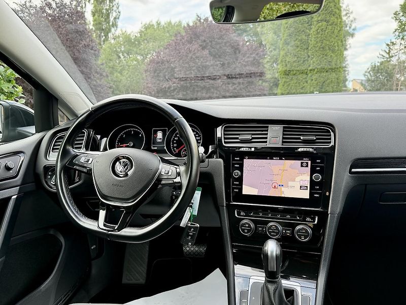 Volkswagen Golf Variant (2020) 2,0TDi 110kW HIGHLINE DSG ČR - fotka 6 z 15