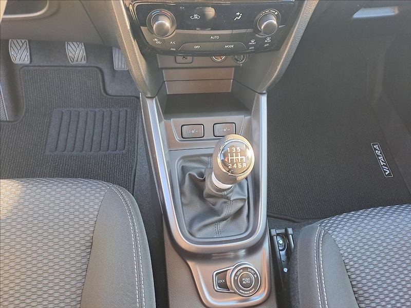Suzuki Vitara (2026) 1,4 Premium AllGrip MY25 - fotka 10 z 19