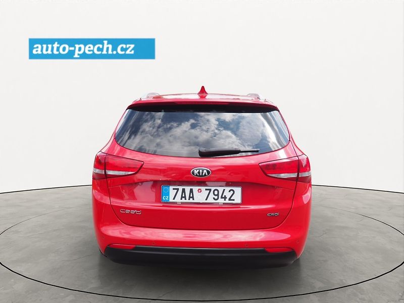 Kia Ceed (2018) 1.6 CRDi, 100 kW, 1. Maj ČR - fotka 3 z 43