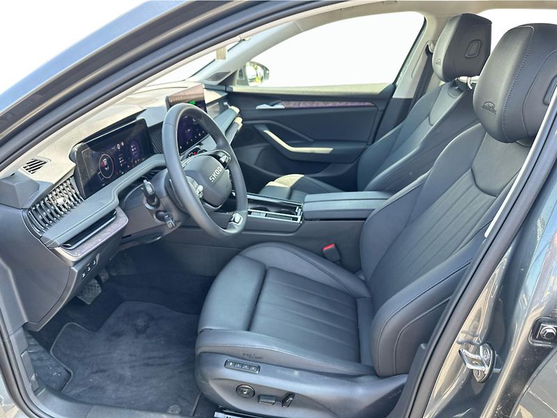 Škoda Superb 2,0 TDI / 142 kW 4x4 L&K DSG - fotka 11 z 23