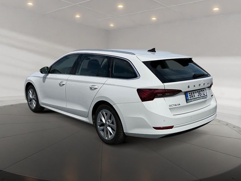 Škoda Octavia (2023) STYLE 1.5e-TEC 110kW DSG CZ - fotka 4 z 11
