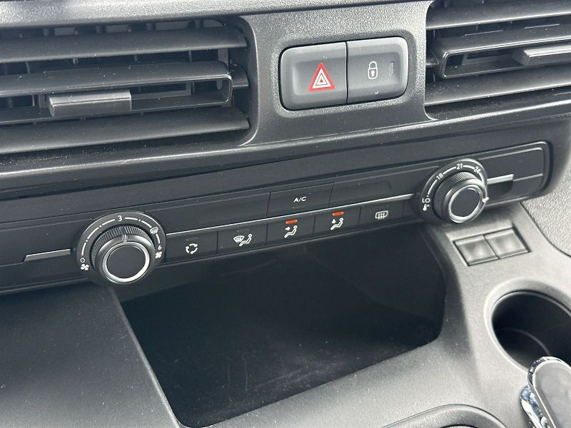 Citroën Berlingo (2022) 1.5 HDI LIVE PACK - fotka 13 z 25