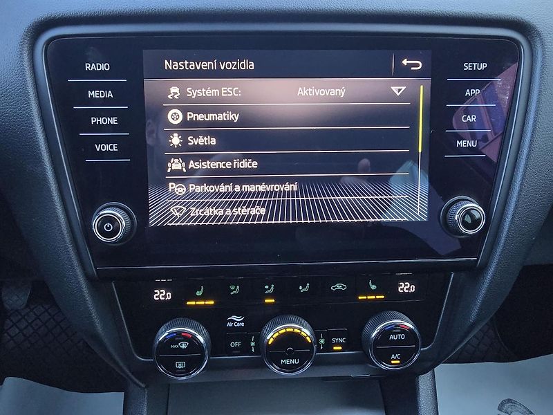 Škoda Octavia STYLE LED DIGIKLIMA-DPH - fotka 32 z 37