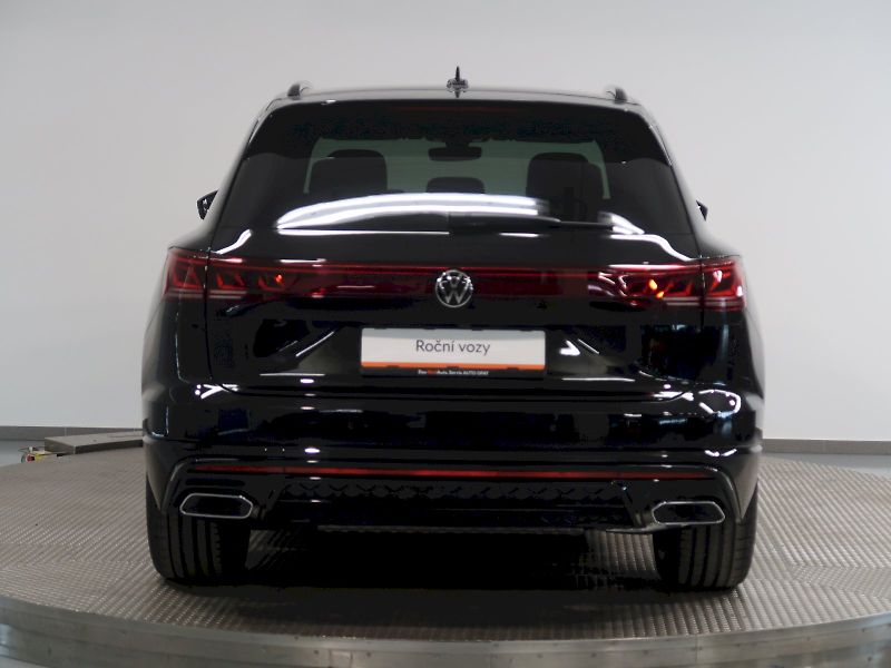 Volkswagen Touareg (2026) R-LINE V6 3,0TDI 170 KW 4MOTIO - fotka 9 z 42