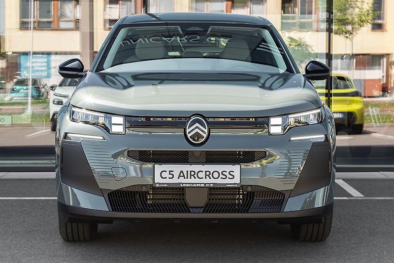Citroën C5 Aircross (2026) 1,2 YOU Hybrid 145k Aut.+ZIMA - fotka 2 z 18
