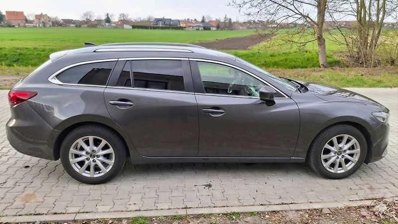 Mazda 6 2.0 benzin Facelit 1. majitel - fotka 5 z 41