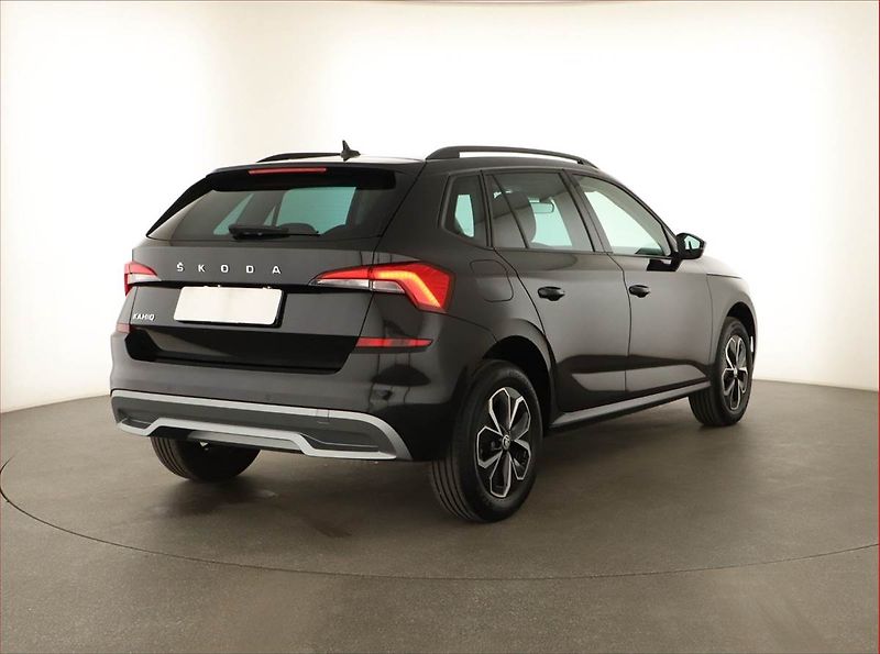 Škoda Kamiq (2023) Ambition 1.0 TSI - fotka 5 z 17
