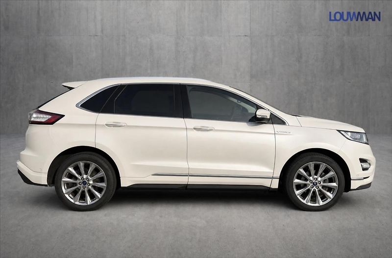 Ford Edge 2,0 TDCi Vignale AWD - fotka 3 z 19