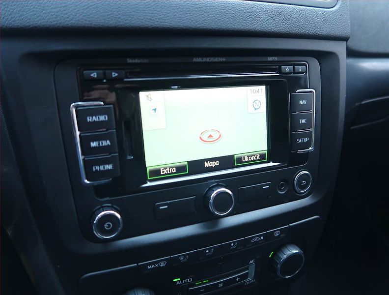 Škoda Yeti (2012) Ambition 1.4 TSI, Serv.kniha - fotka 15 z 17