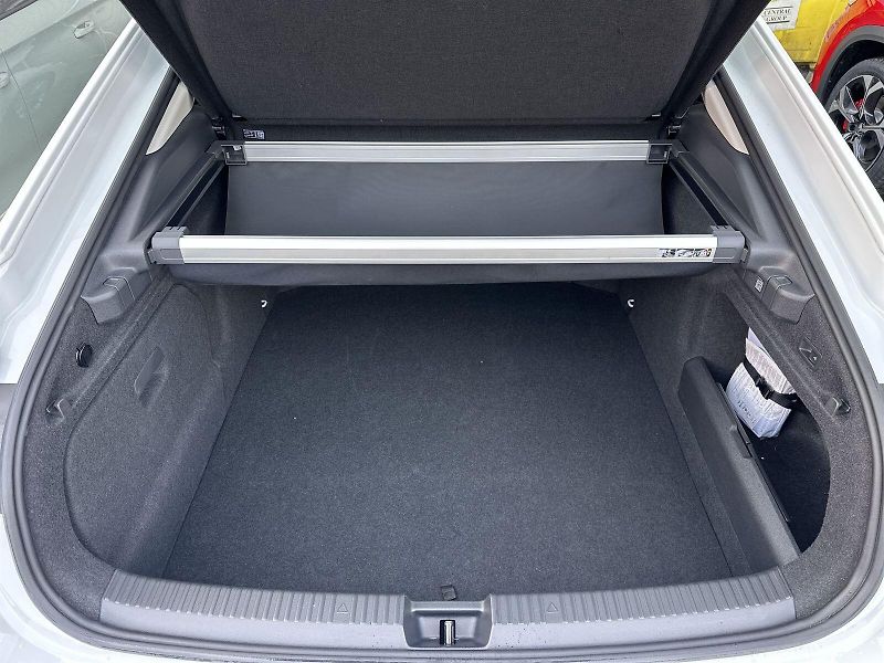 Škoda Superb (2025) 2.0 TSI 4x4 DSG L&K - fotka 34 z 40