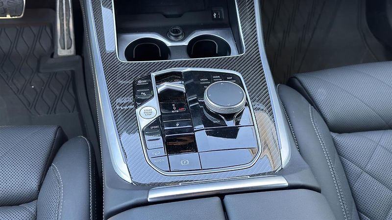 BMW X5 xDrive30d Mpaket ČR DPH 1.maji - fotka 10 z 14