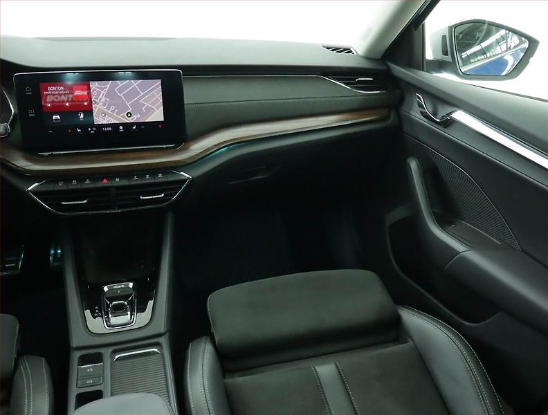 Škoda Octavia (2023) Scout 2.0 TDI - fotka 8 z 17