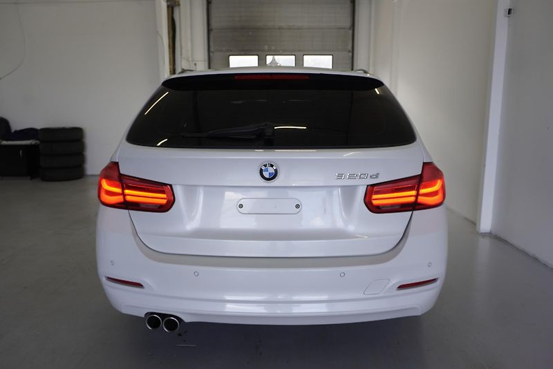 BMW Řada 3 320d 140kW ADVANTAGE AUTOMAT - fotka 9 z 26