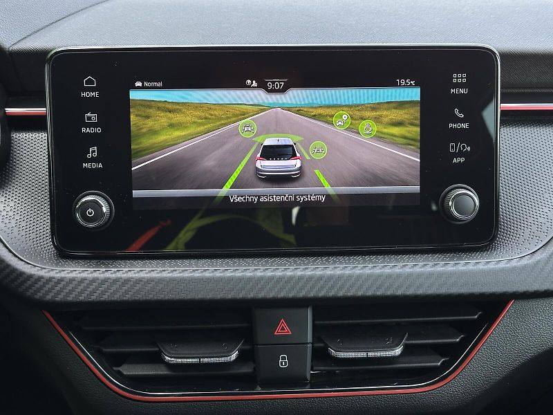 Škoda Scala 1.0TSi Monte Carlo 116PS Matri - fotka 27 z 38