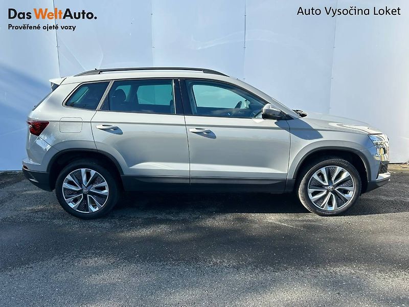 Škoda Karoq (2023) 1.5 TSI 110kW LED manuál - fotka 25 z 35